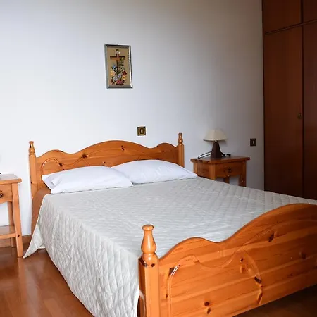 펜션 Nafsika's House *